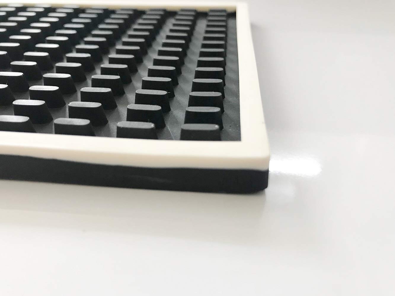 Rudra Exports Bar Mat, Non-Slip Drink Cocktail Mixing Service PVC Rubber Drip Spill Mat, Bar Runners, For Bar Counters: 20x6 Inches