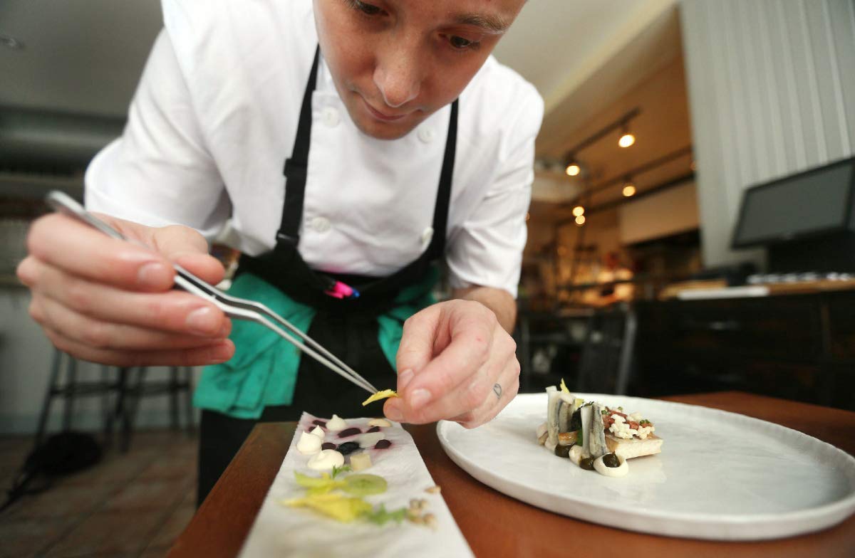 Rudra Exports Culinary Chef Tweezer 6.3 Inches, Food Placement Tweezer - 1 Pc.